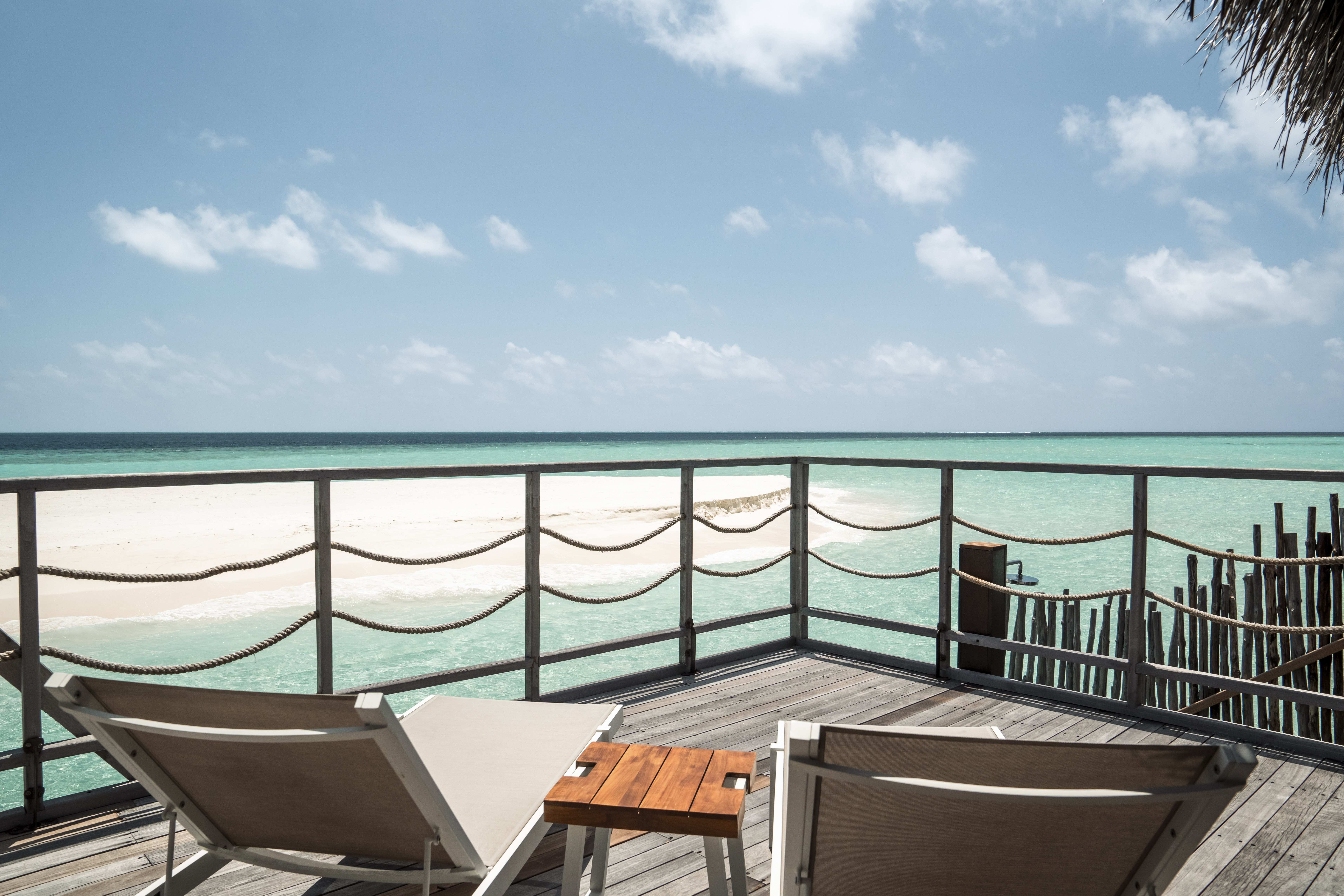 Constance Moofushi Accommodation Senior Water Villa 05