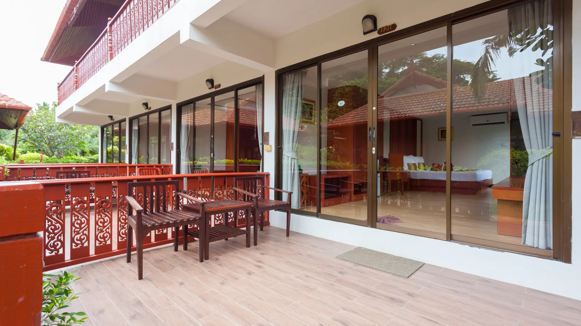 Superior Building 08