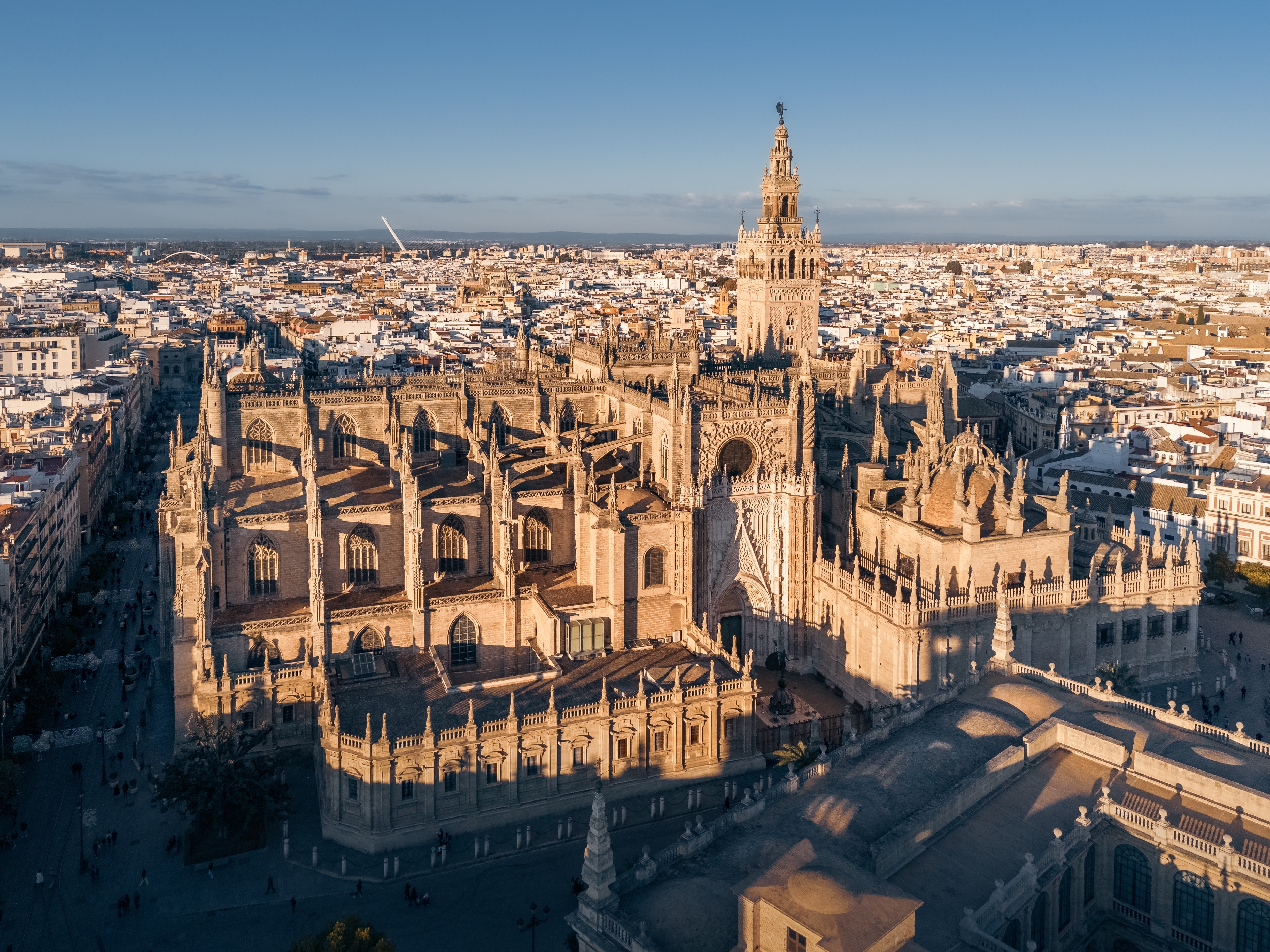 Sevilla Katedral Shutterstock 2577670781