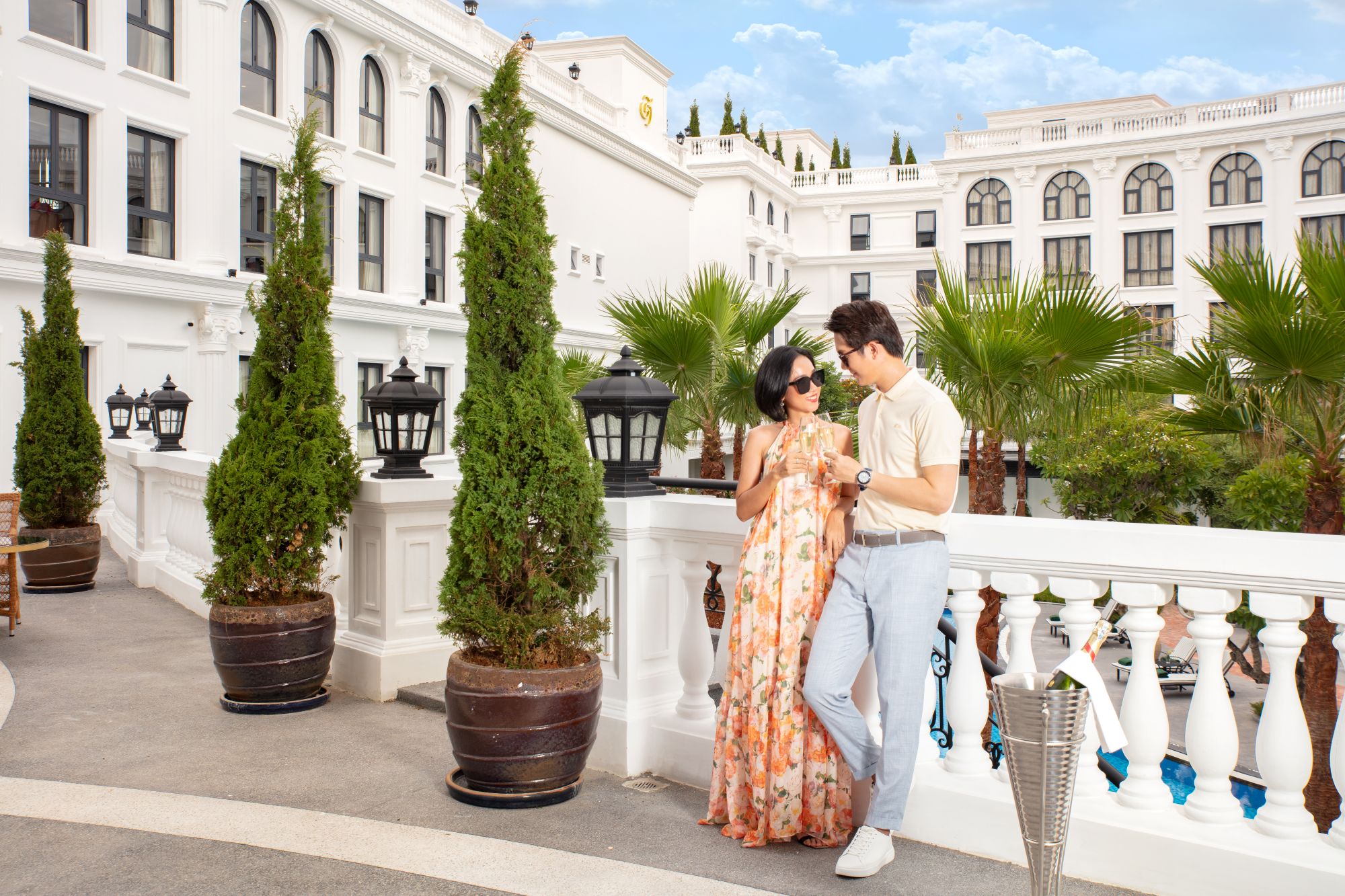 SPGH Cocktail Area 1