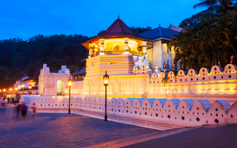 Temple Of The Sacred Tooth Relic