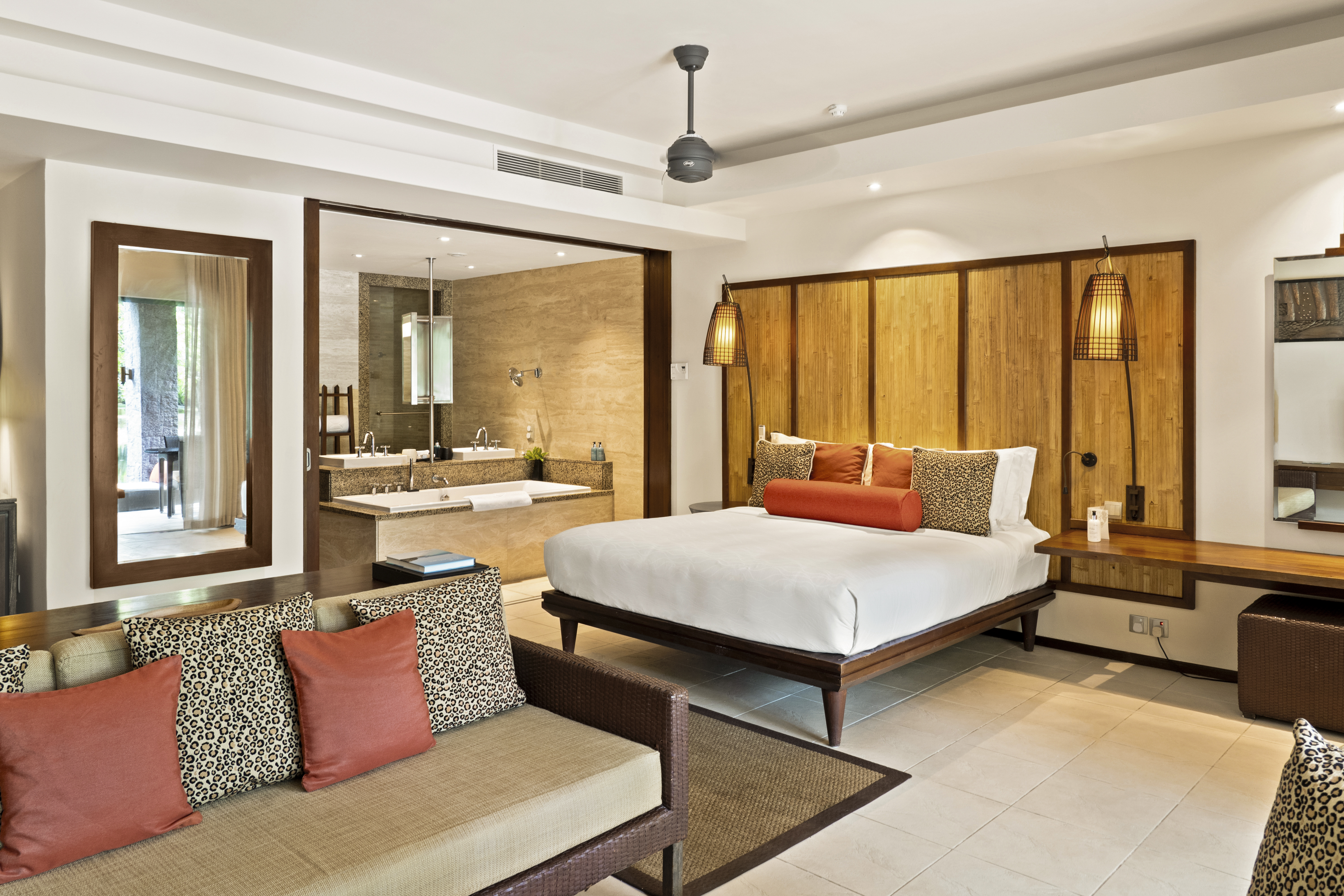 Constance Ephelia Accommodation Senior Suite 09