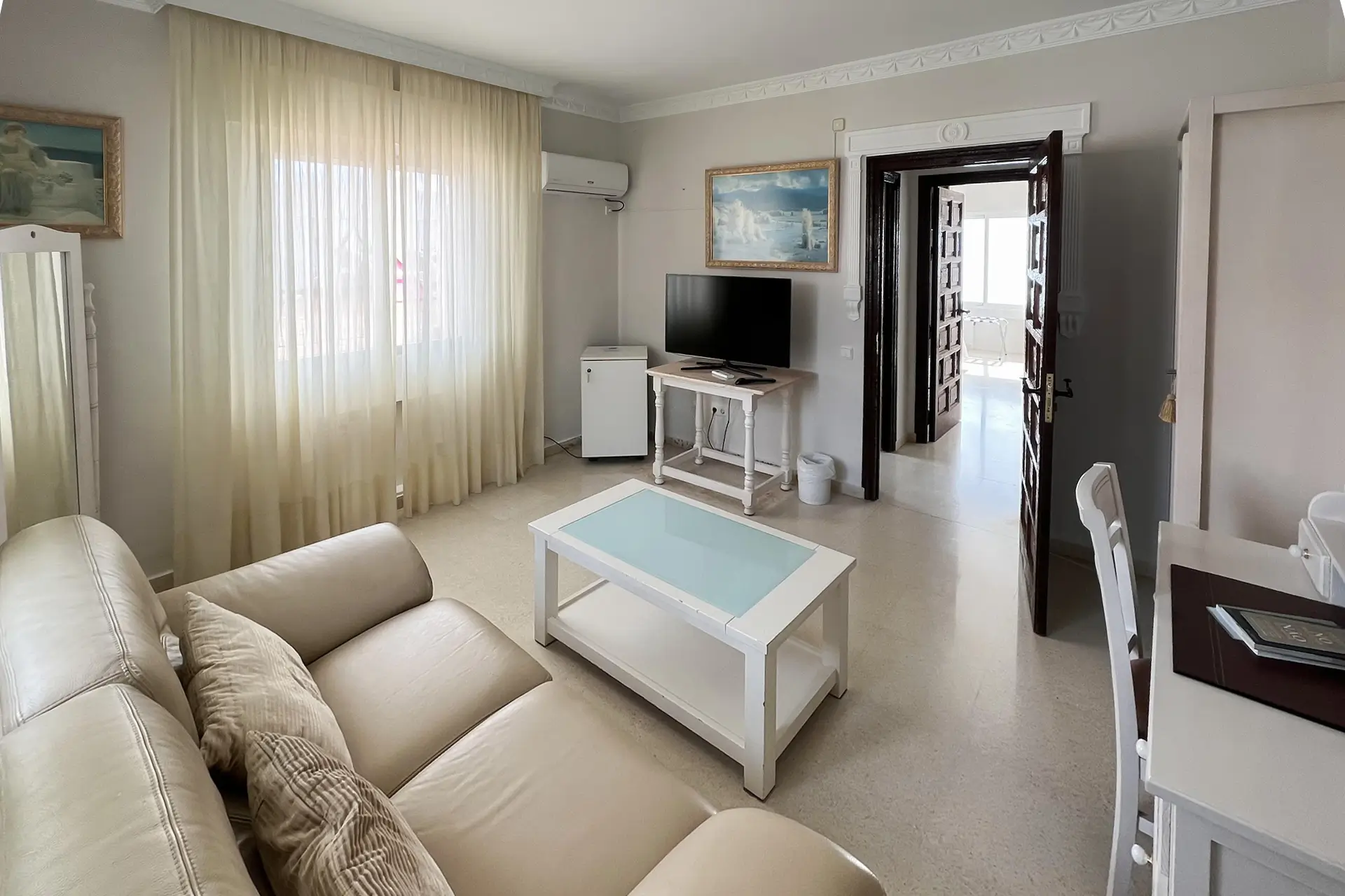 Salon Habitacion Suite Con Vistas Al Mar