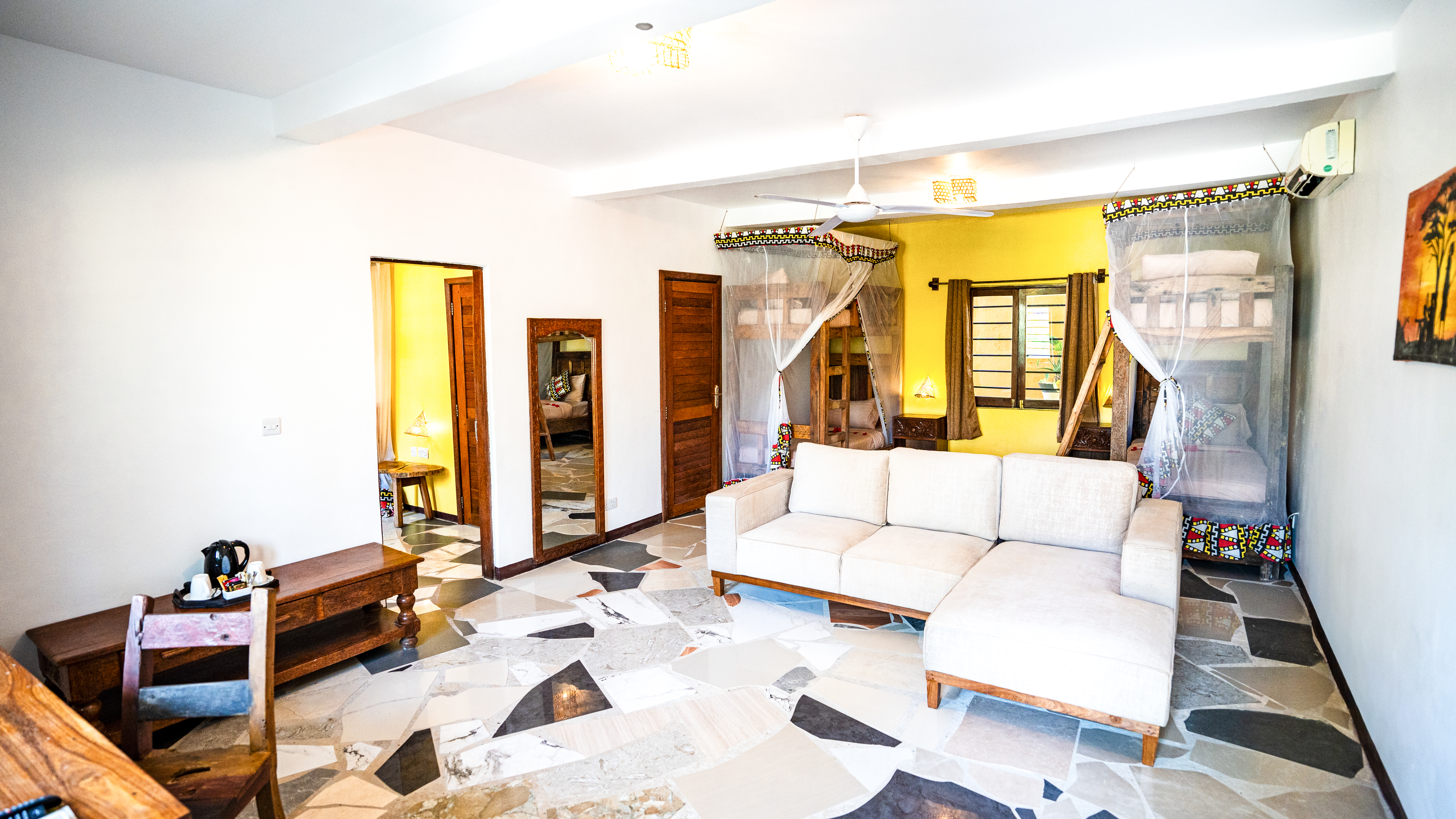 Family Room 54979638864 O