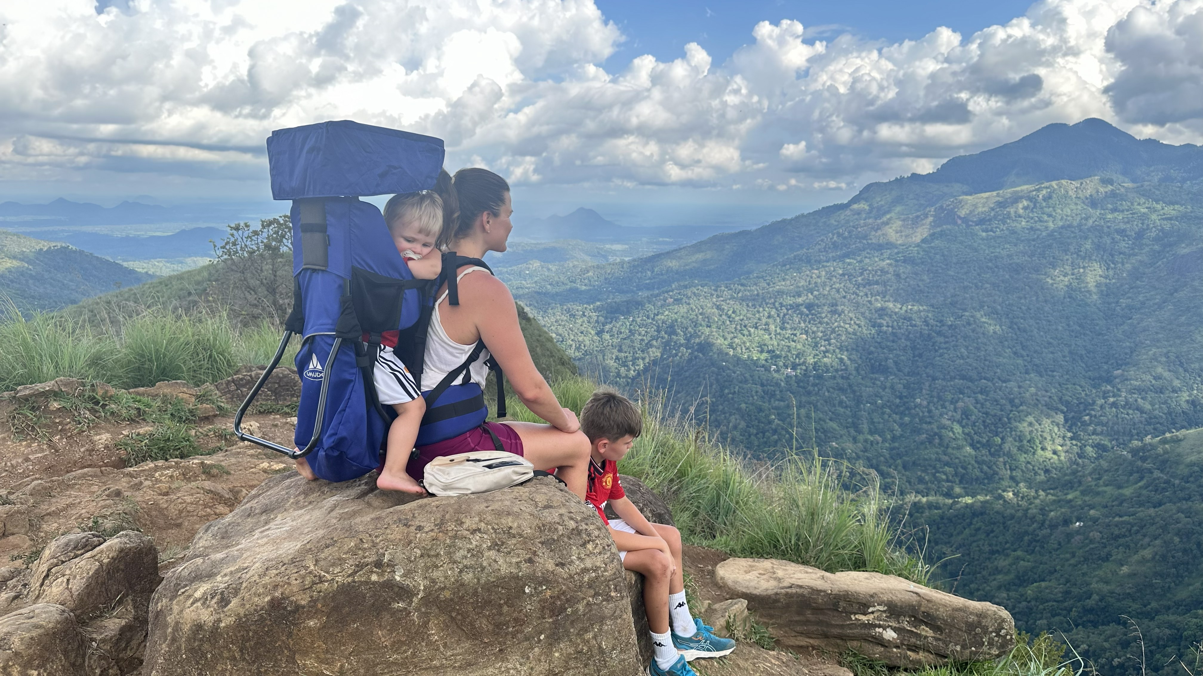 Sri Lanka Hike Little Adamspesk Sophie (1)