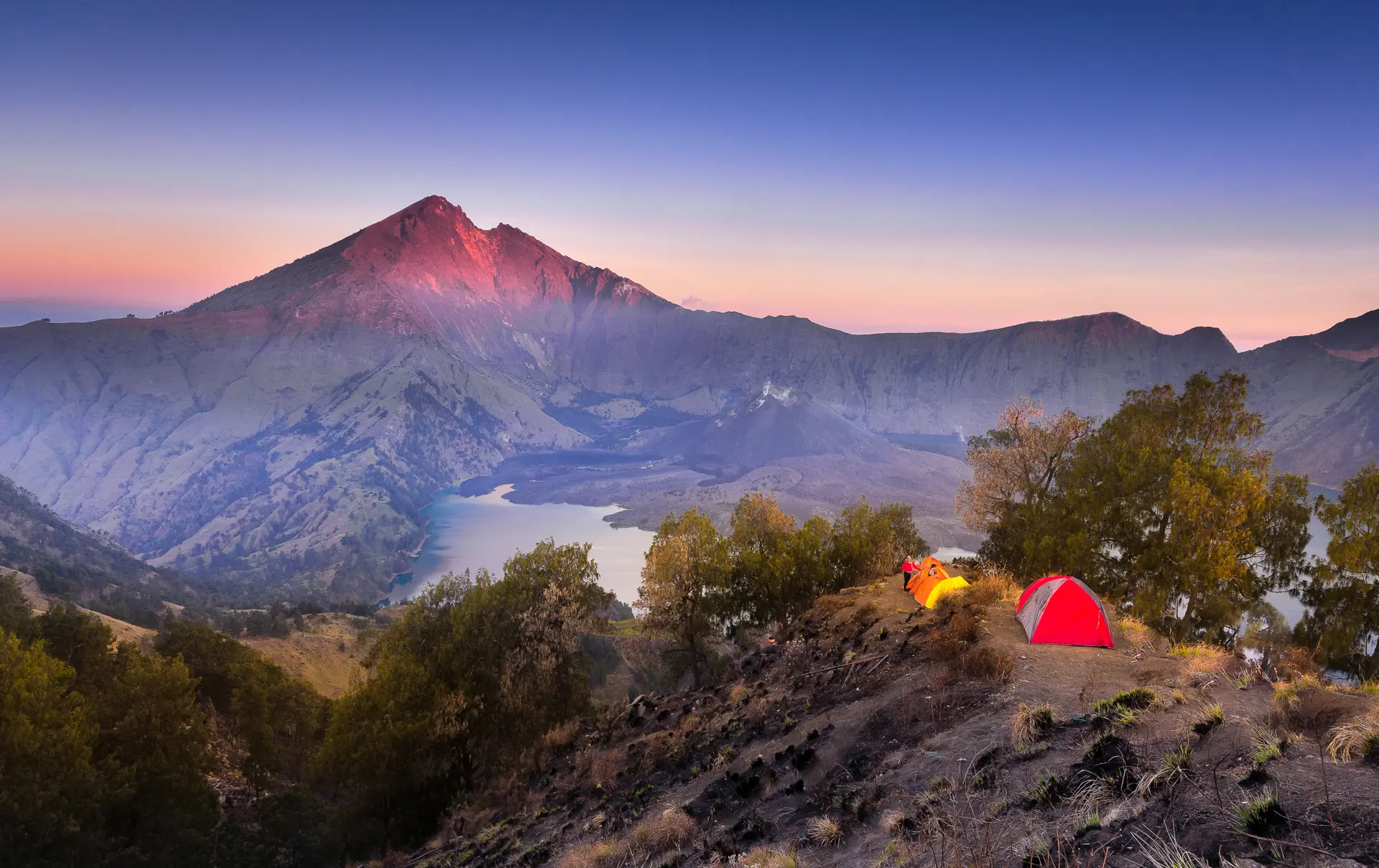 På Vej Til Toppen Af Rinjani