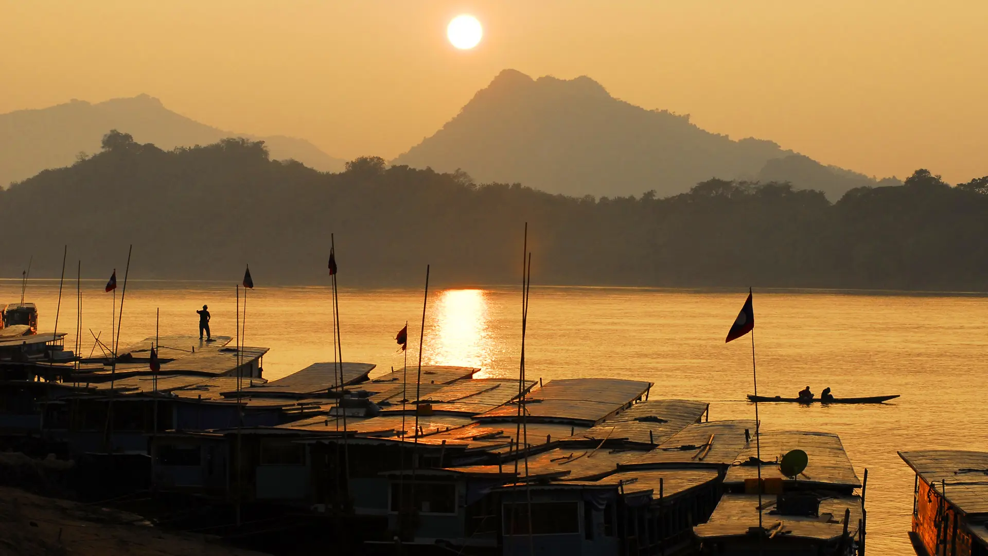 Mekong River,Port Shutterstock 83990404