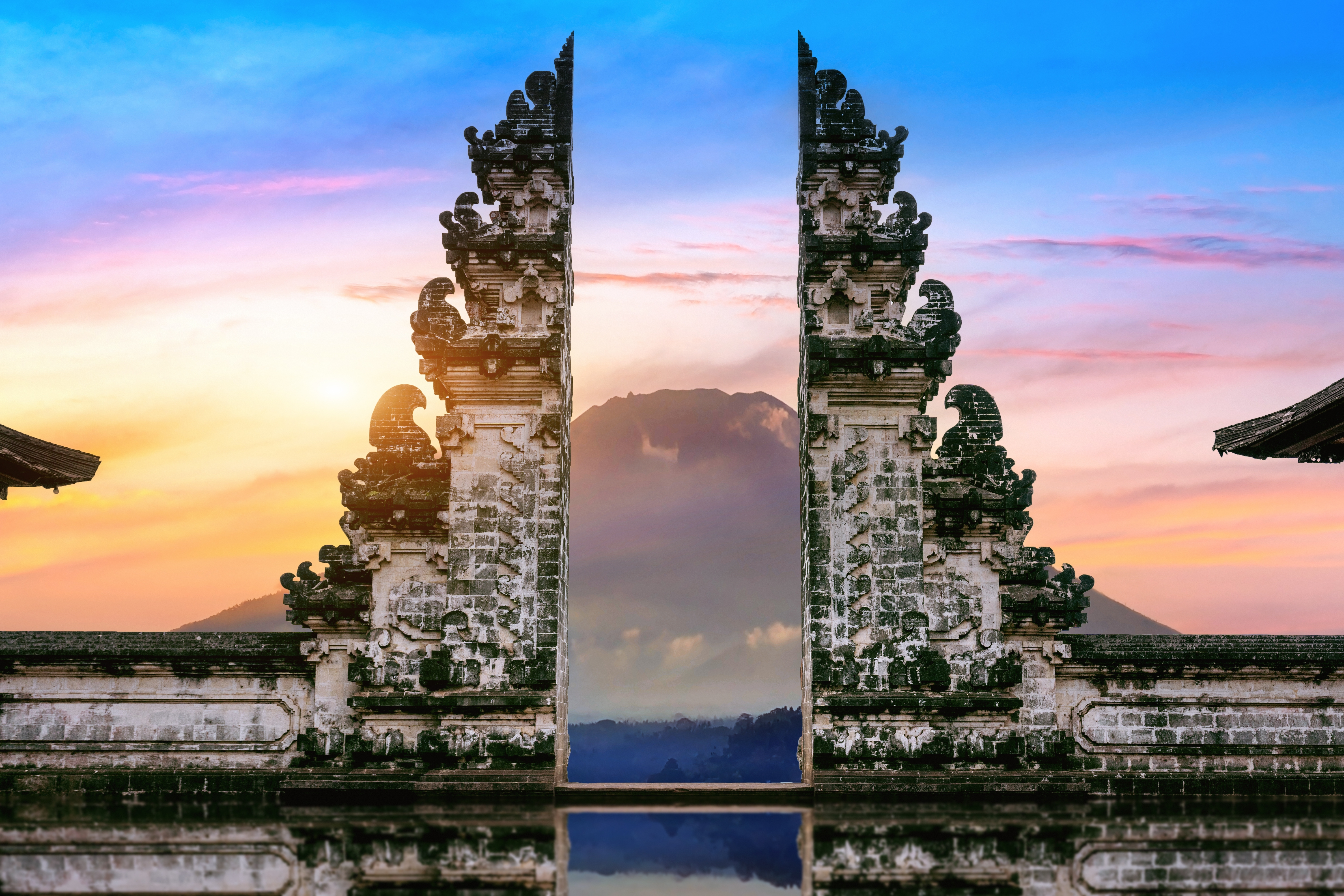 Shutterstock 2386029279 (Temple Gates At Lempuyang Luhur Temple In Bali, Indonesia.)