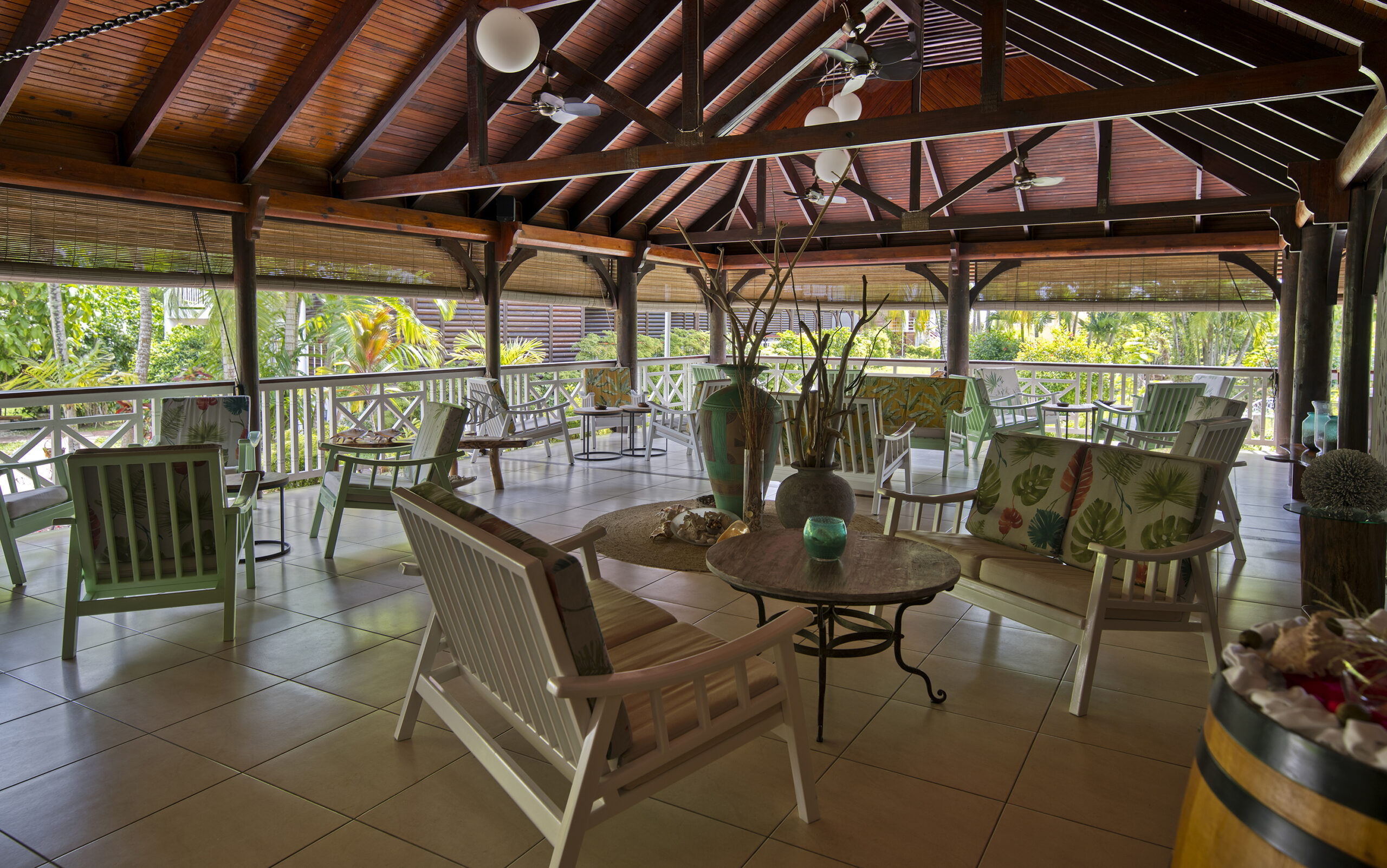 Acajou Bar Chapo 2 Scaled