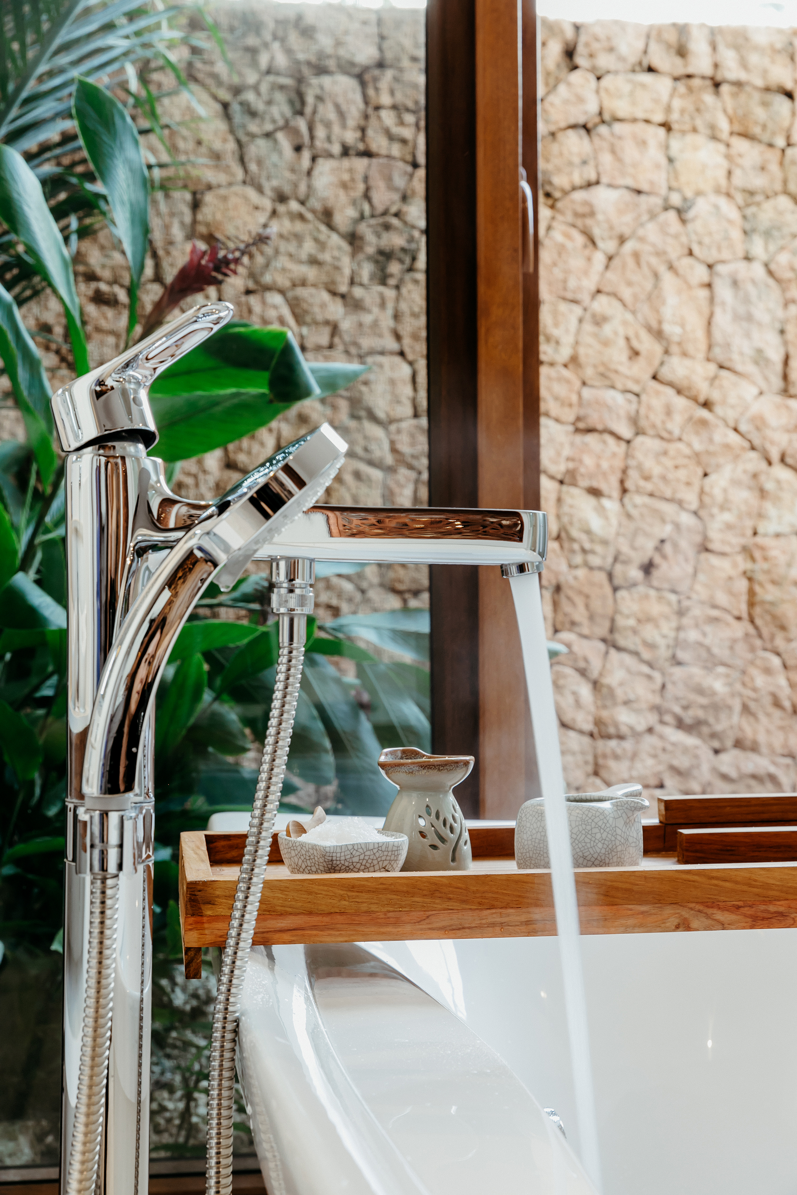 11853 Luxmar 425 3360X5040