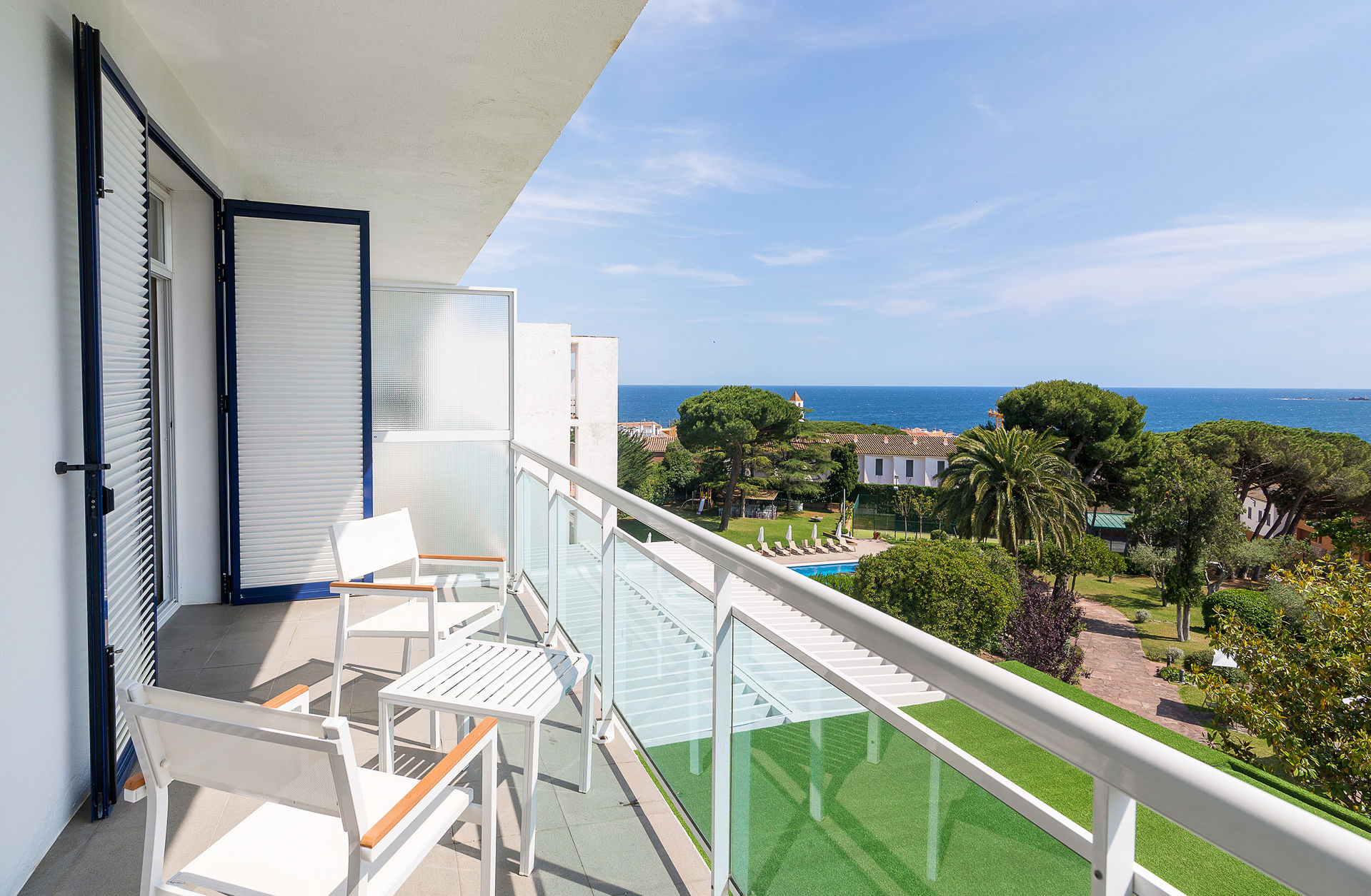 Premium Room Sea View (3)