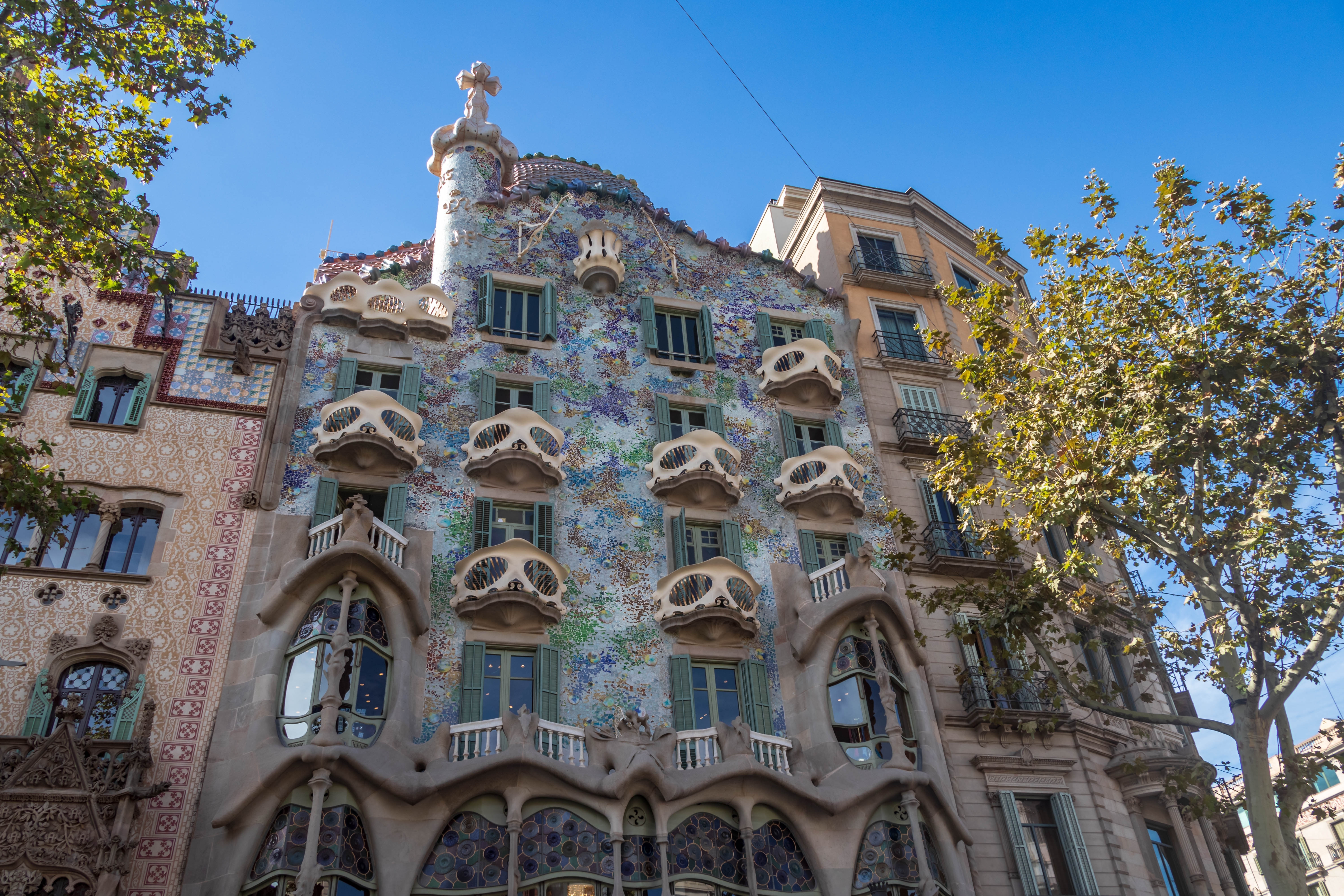 Shutterstock 2558885047 (Casa Batlló, En Modernistisk Bygning Af Antoni Gaudi, UNESCO, På Passeig De Gracia, Barcelona, ​​Catalonien (Catalunya), Spanien)