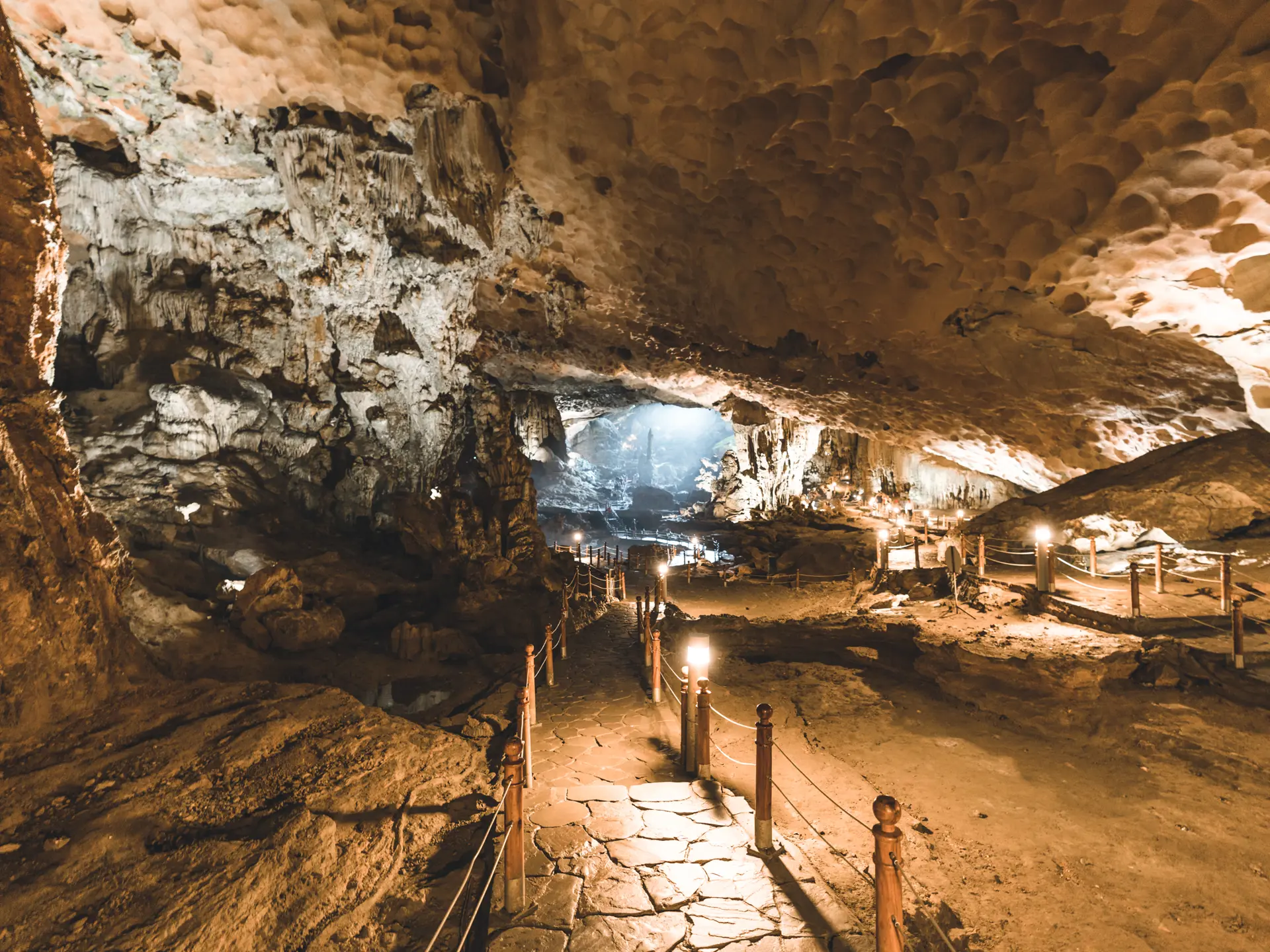 6. Activities Indochina Sails(1)