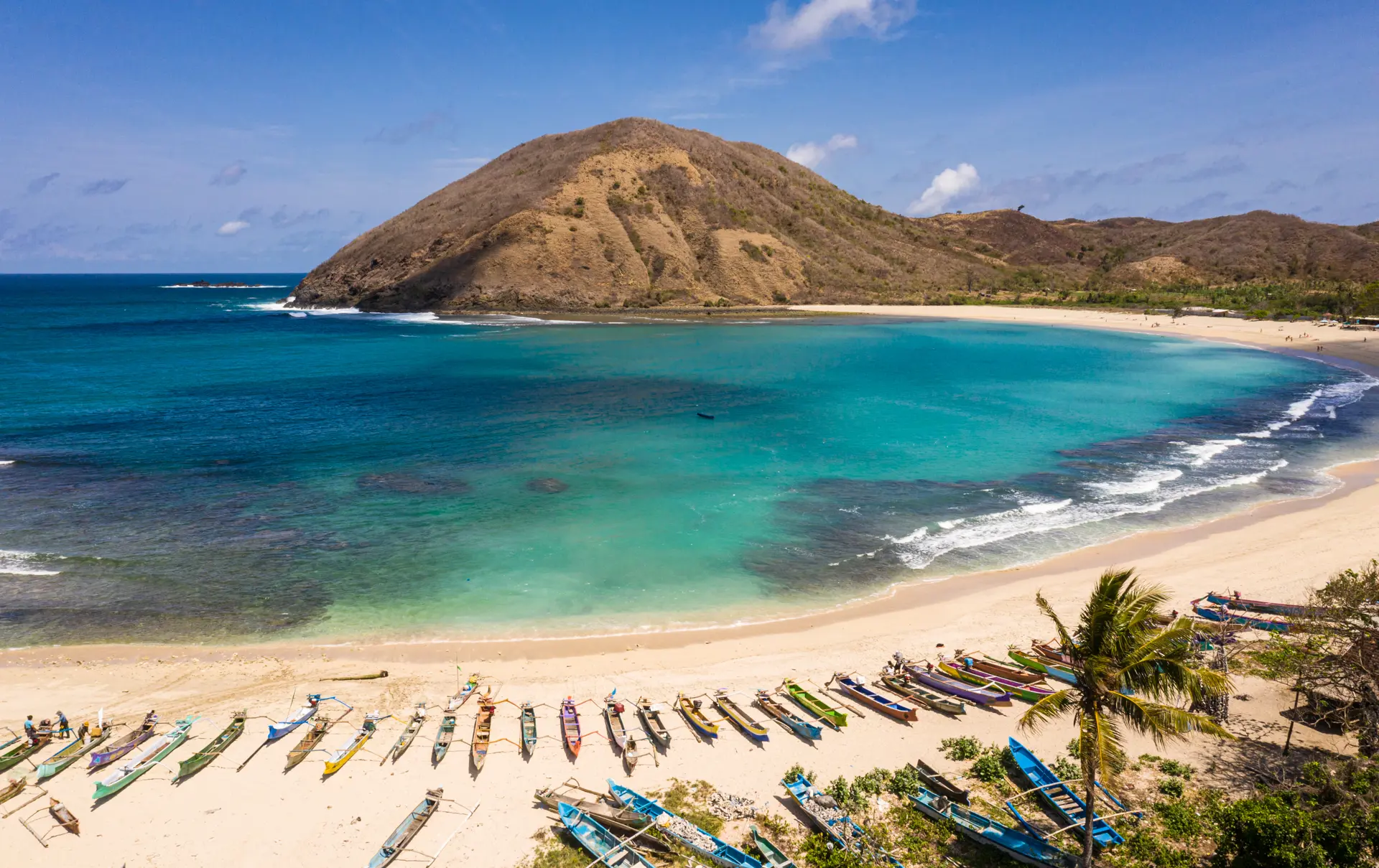 Shutterstock 1524162176 (Idyllic Mawun Beach In The Kuta Area Of South Lombok In Indonesia With Traditional Fisherman Boats.)