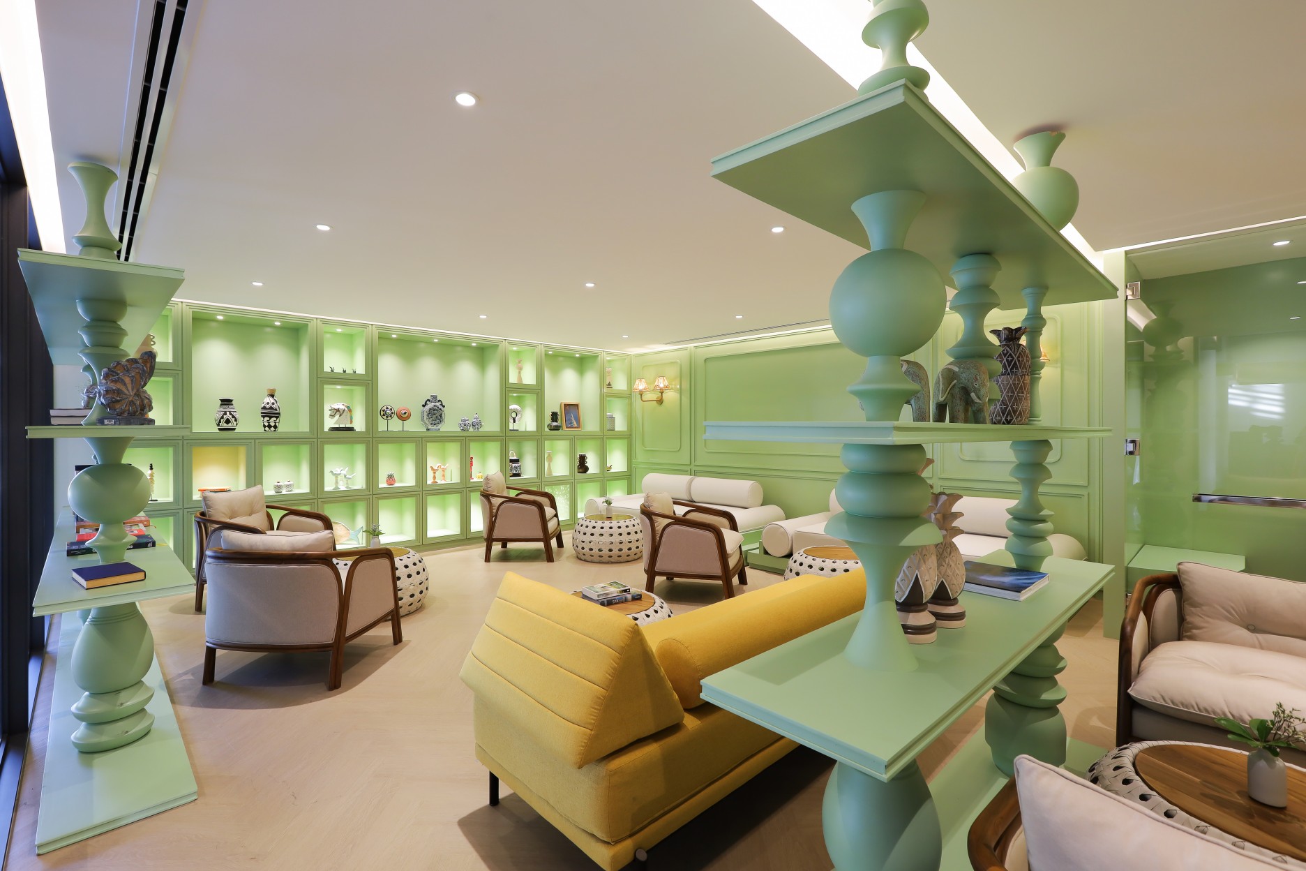 Lobby Lounge 2