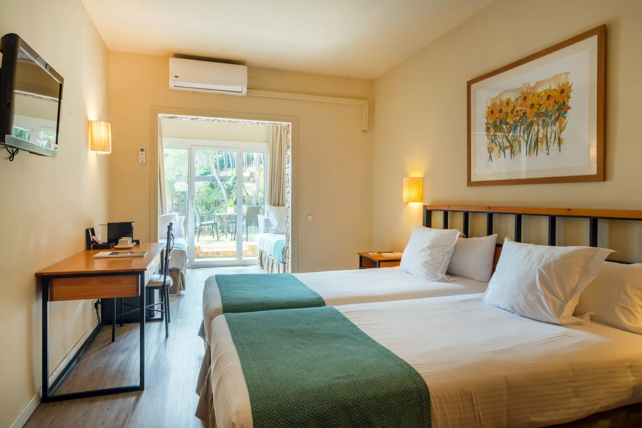 Family Room With Sea View And Terrace 4