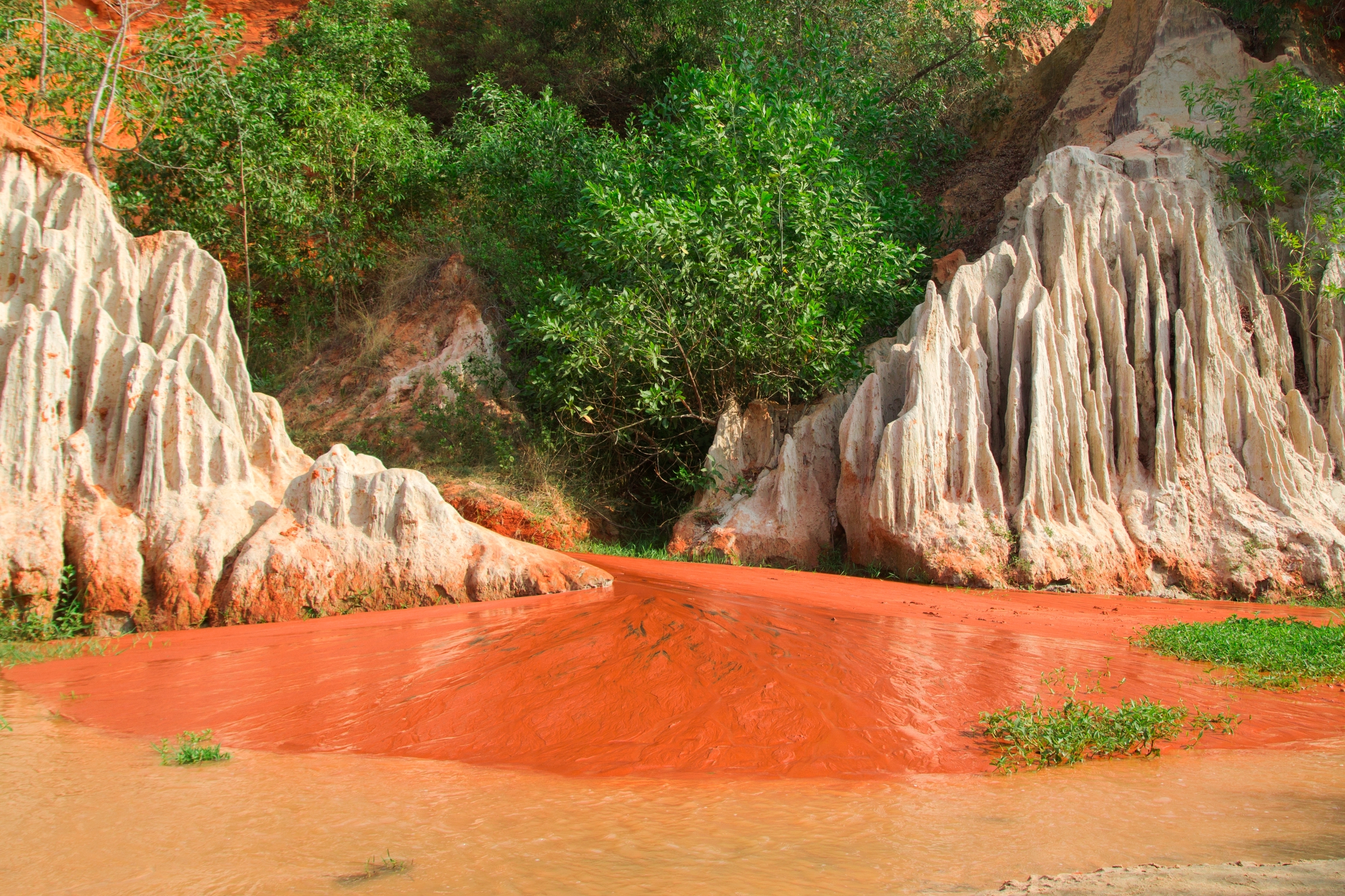 Fairy Stream Mui Ne Vietnam Shutterstock 2642676775